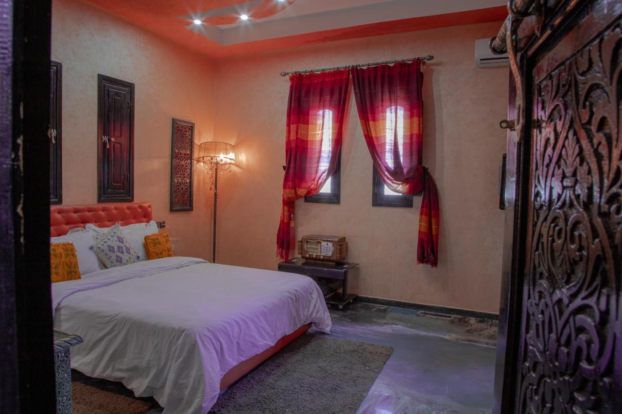 Jnanat Aicha Guesthouse Wawizelte Zewnętrze zdjęcie