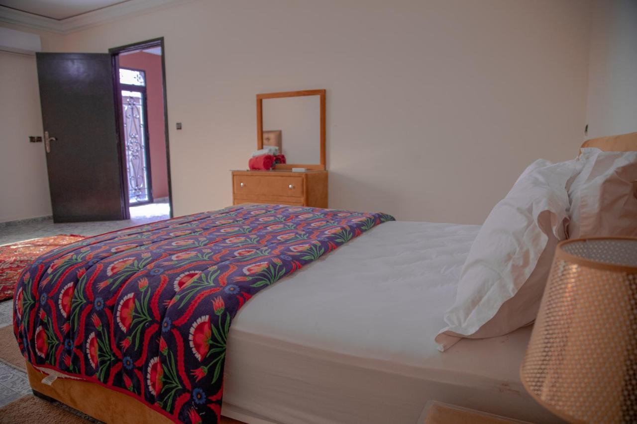 Jnanat Aicha Guesthouse Wawizelte Zewnętrze zdjęcie
