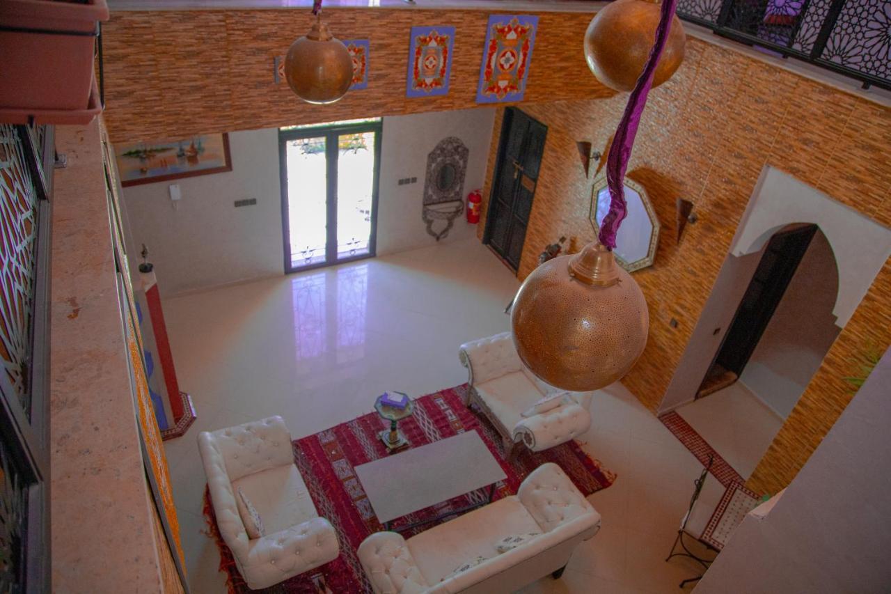 Jnanat Aicha Guesthouse Wawizelte Zewnętrze zdjęcie